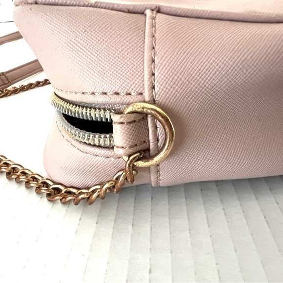 KENDALL AND KYLIE PALE PINK CROSS BODY PURSE BAG - Picture 5 of 8